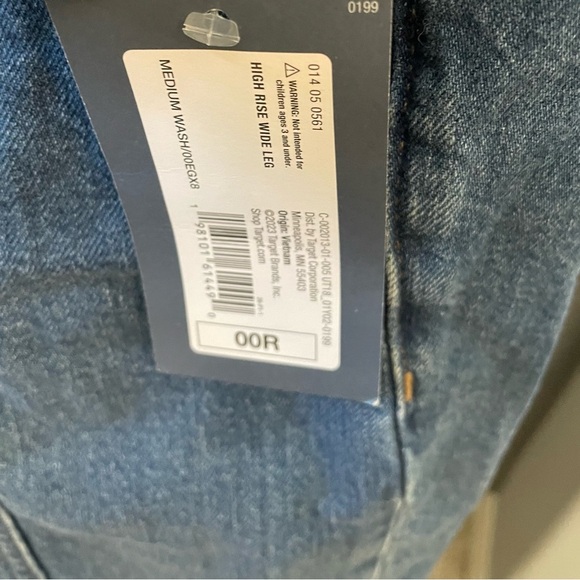 186. Universal Thread High-Rise Wide Leg Jeans, Size 00, NWT - Picture 3 of 5